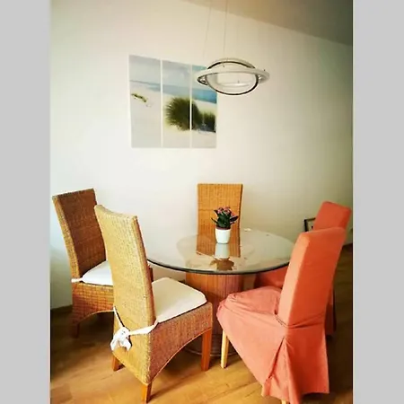 Next To Central-station, Fair 10min 아파트