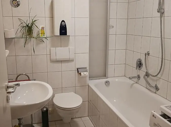 Next To Central-station, Fair 10min * Núremberg