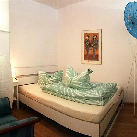 Next To Central-station, Fair 10min Nuremberg