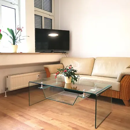 Next To Central-station, Fair 10min