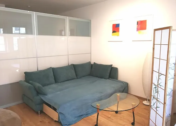 Next To Central-station, Fair 10min 아파트